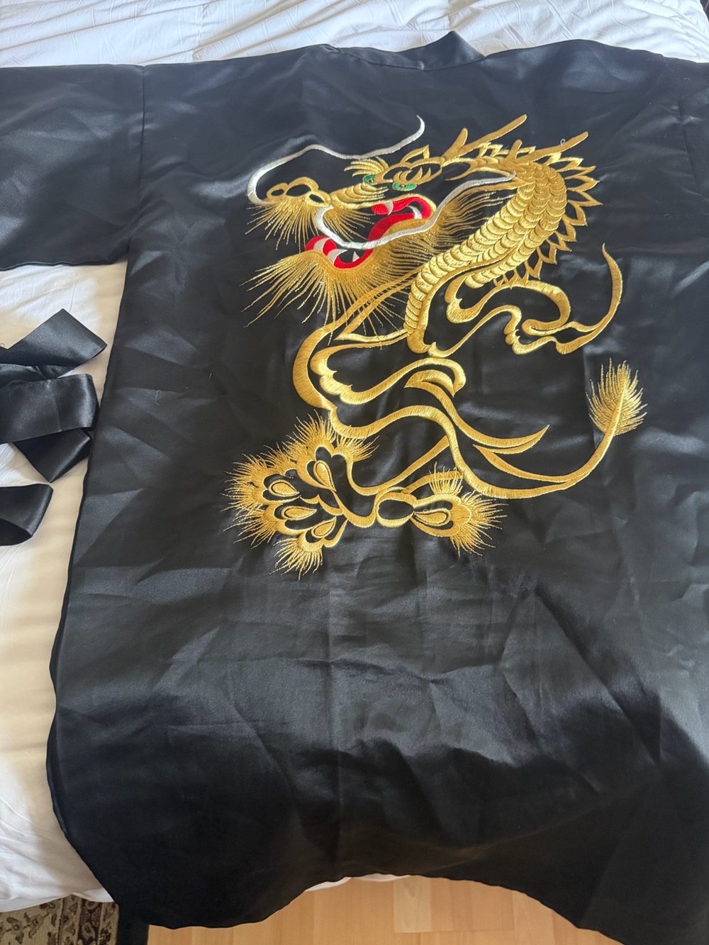 🐉Vintage 1920s Style Japanese Embroidered Golden Dragon Satin Kimono